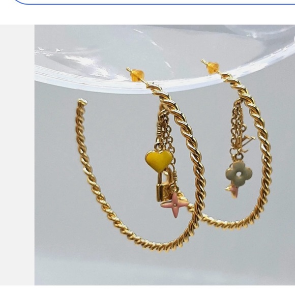 💯Authentic LV Hoop Earrings - Picture 5 of 6